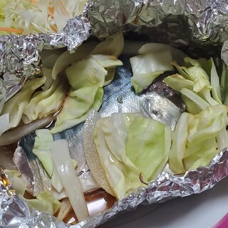 サバと野菜のホイル包み焼き